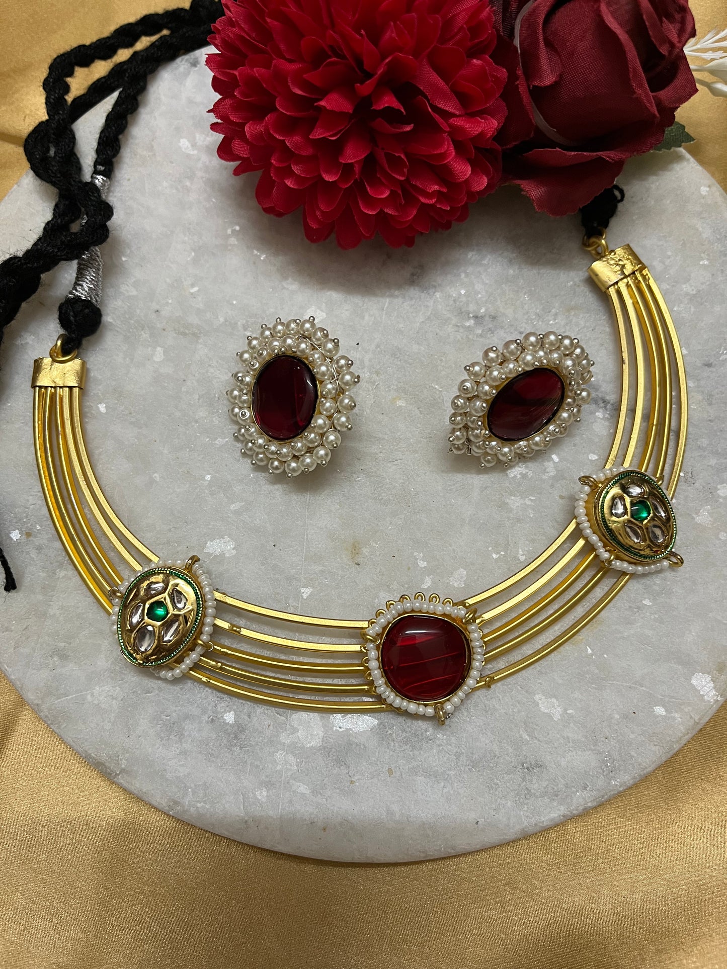 Neeti Necklace Set