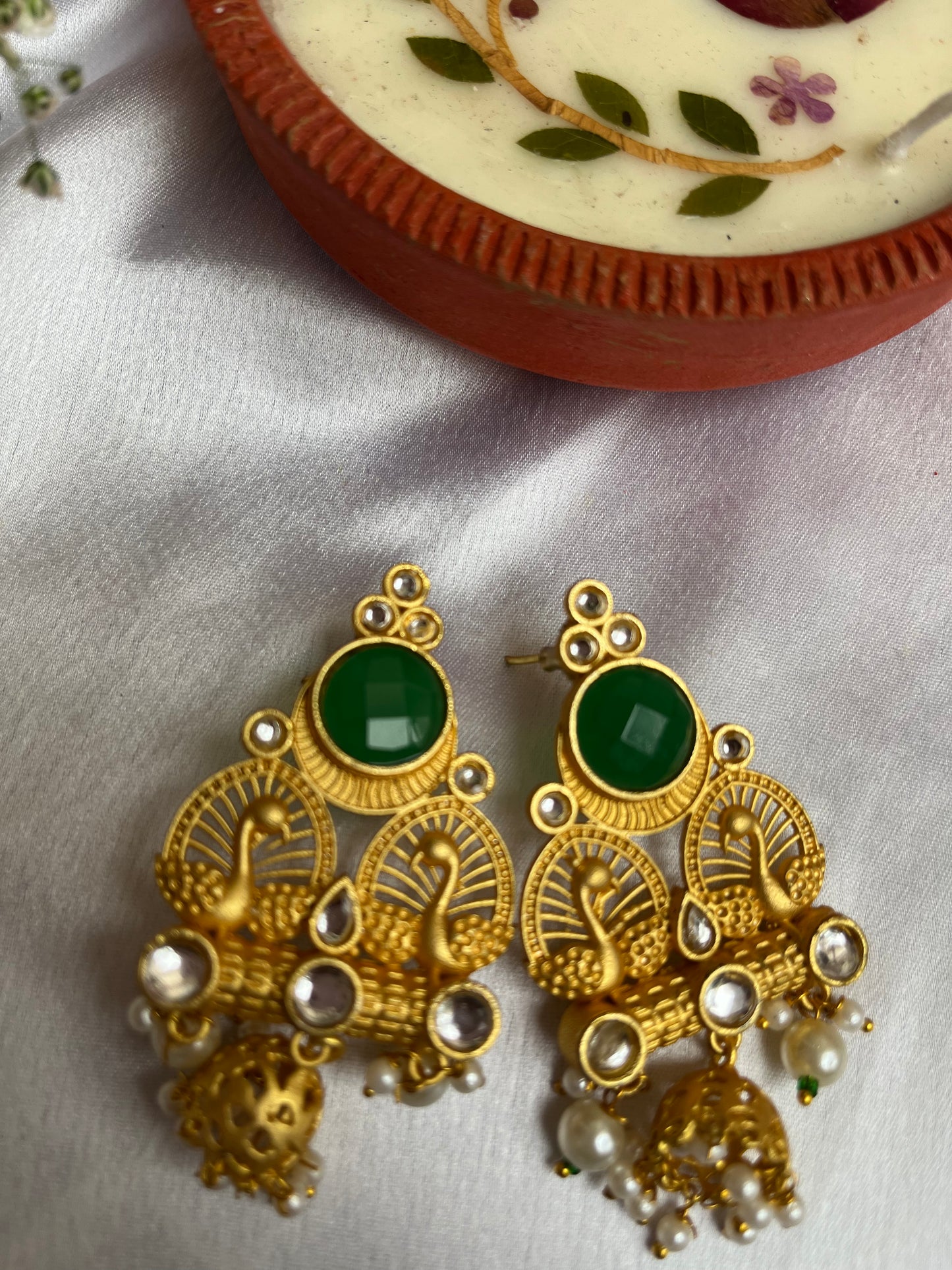 Dilbug Ethnic Earring