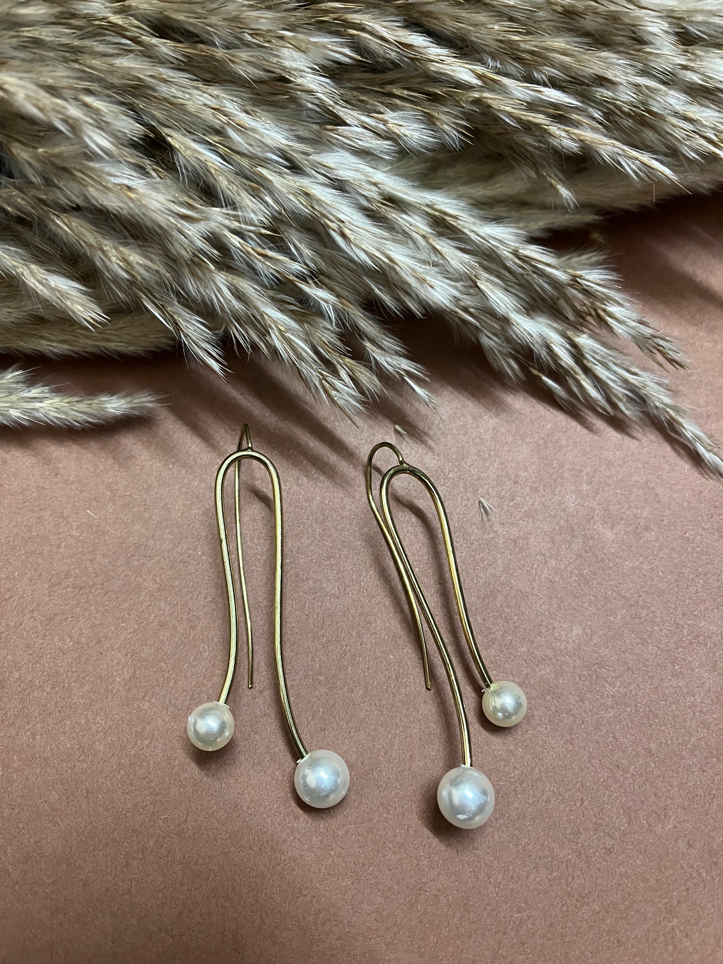 Pin Pearl Western Earring