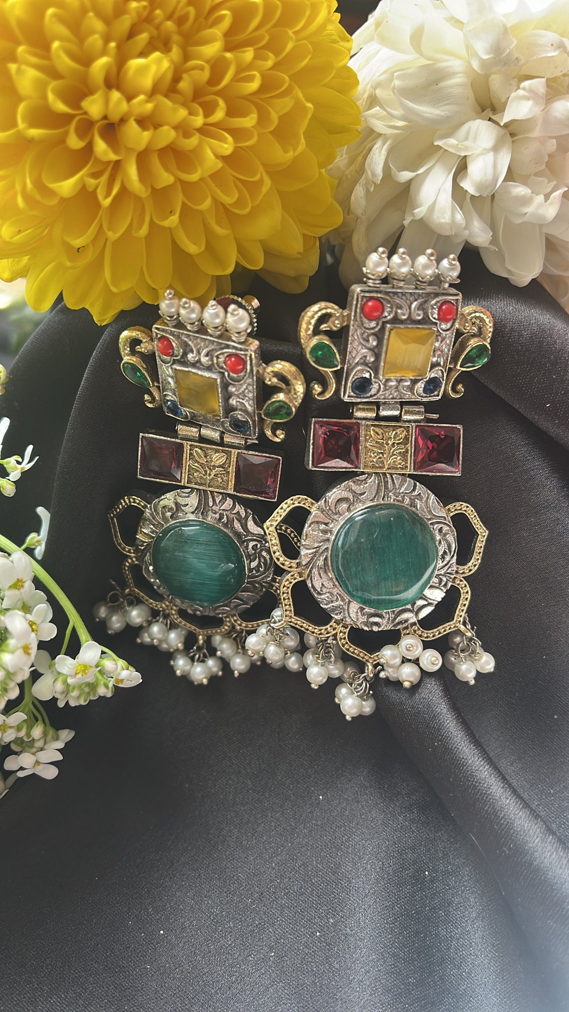 Dilkash Neil Silver  Earring