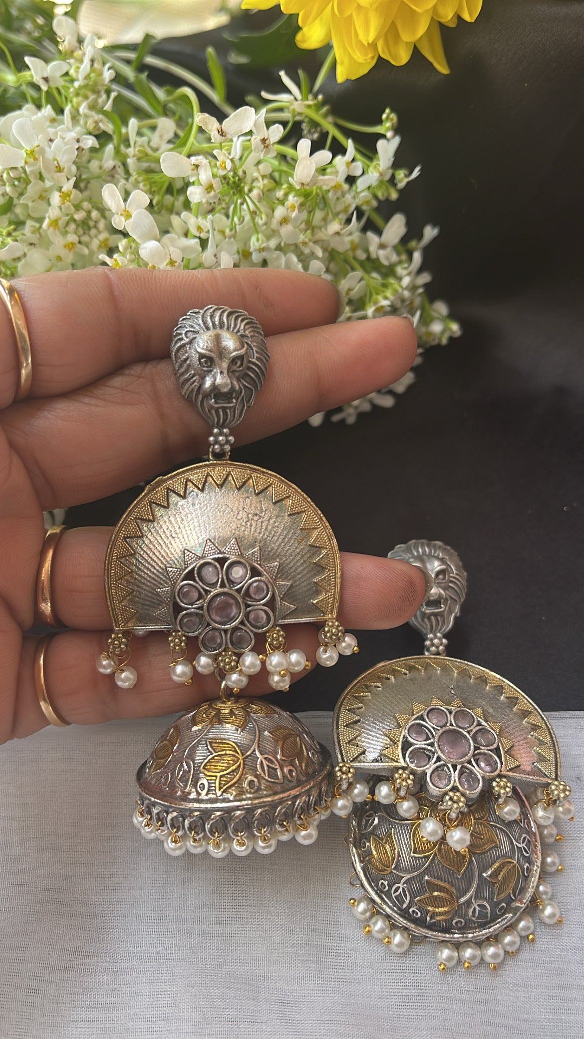 Dilkash Mehak Silver  Jhumka Earring