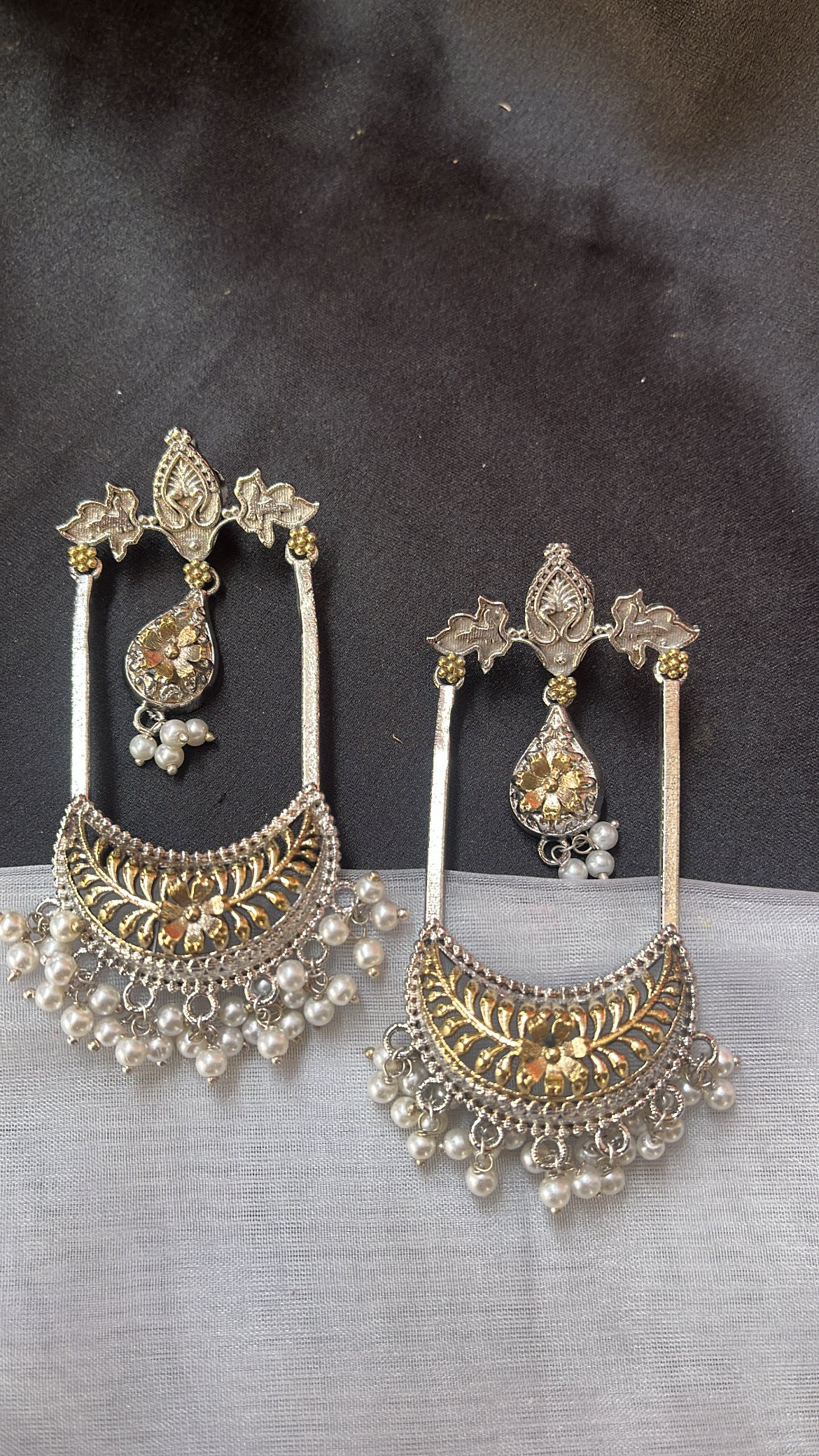 Dilkash Mahal Silver  Earring