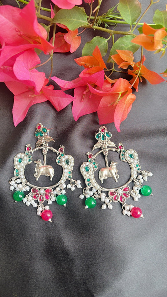 Kash Kamdhenu Silver Earring