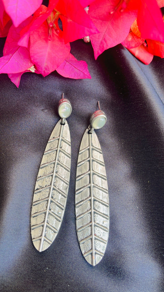 Kash Leaf Silver Earring