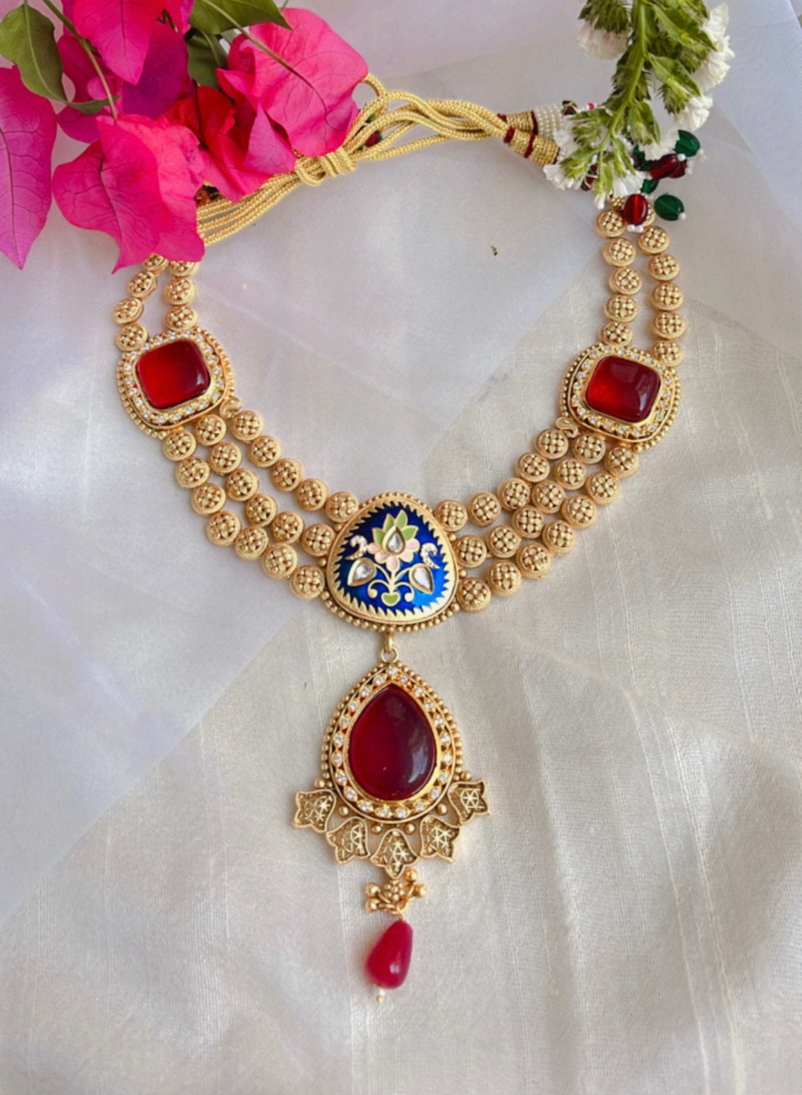 Golden Mehak Neckpiece