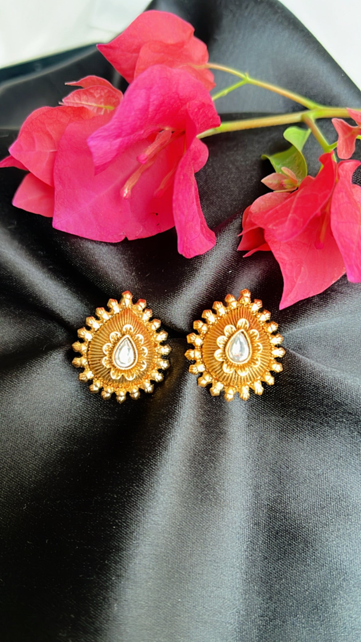 White Tanisha Stud Earring