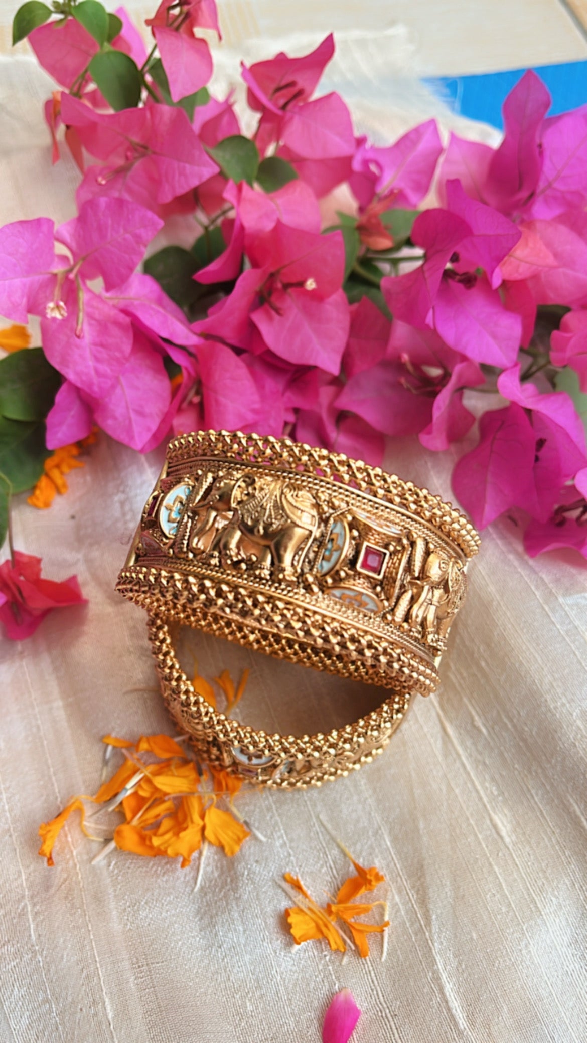 Golden Gajanand Bangle