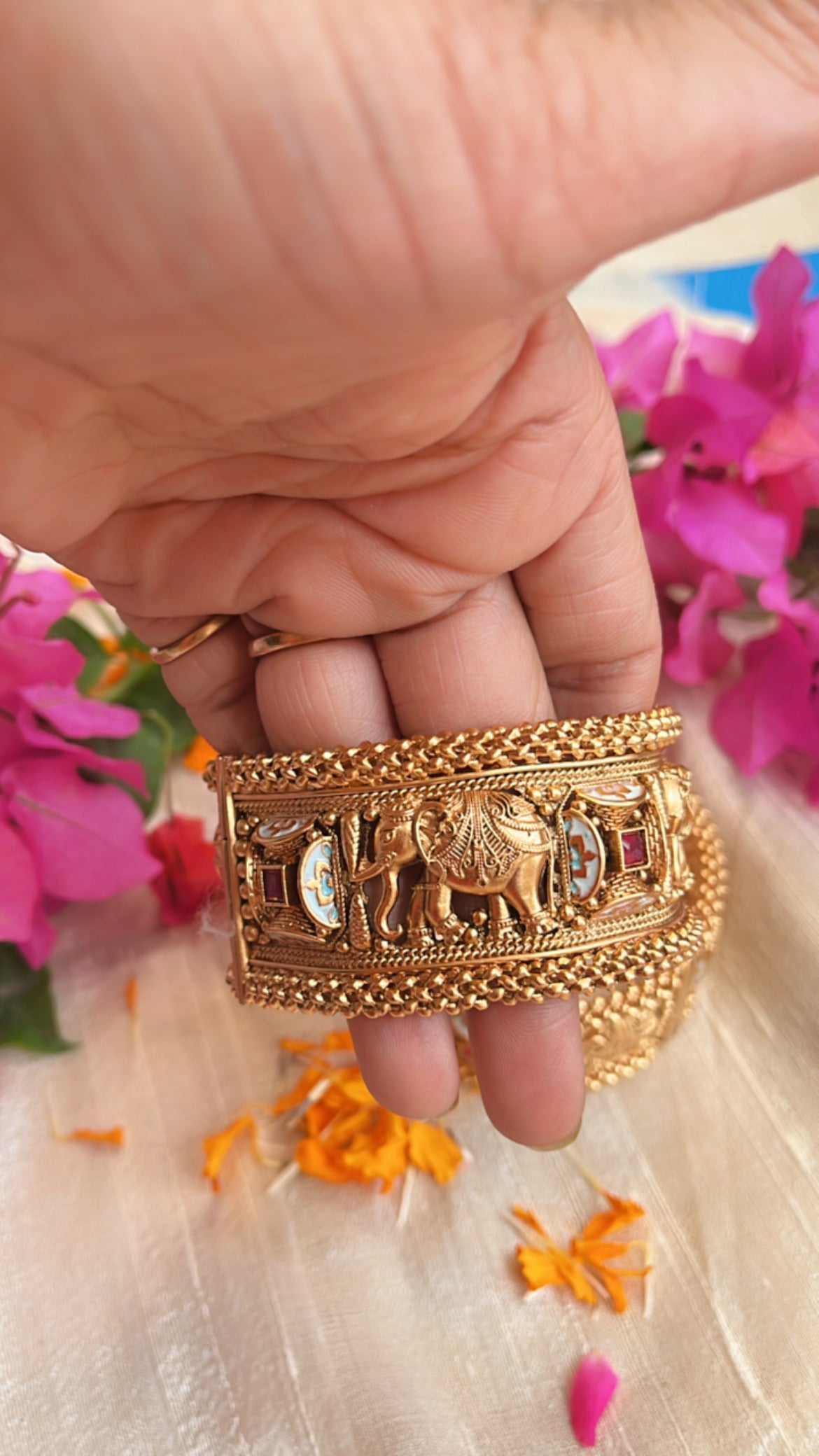 Golden Gajanand Bangle