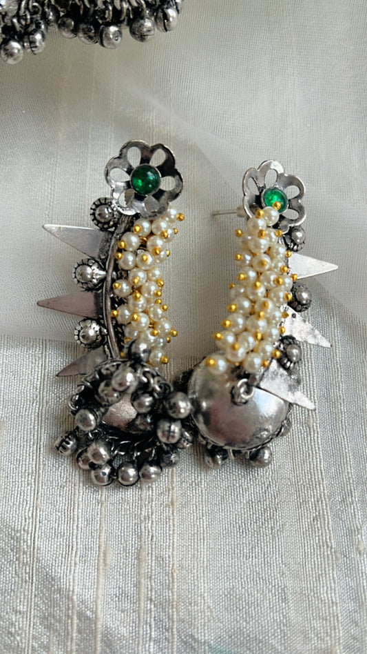 Dilkash Mann Earring