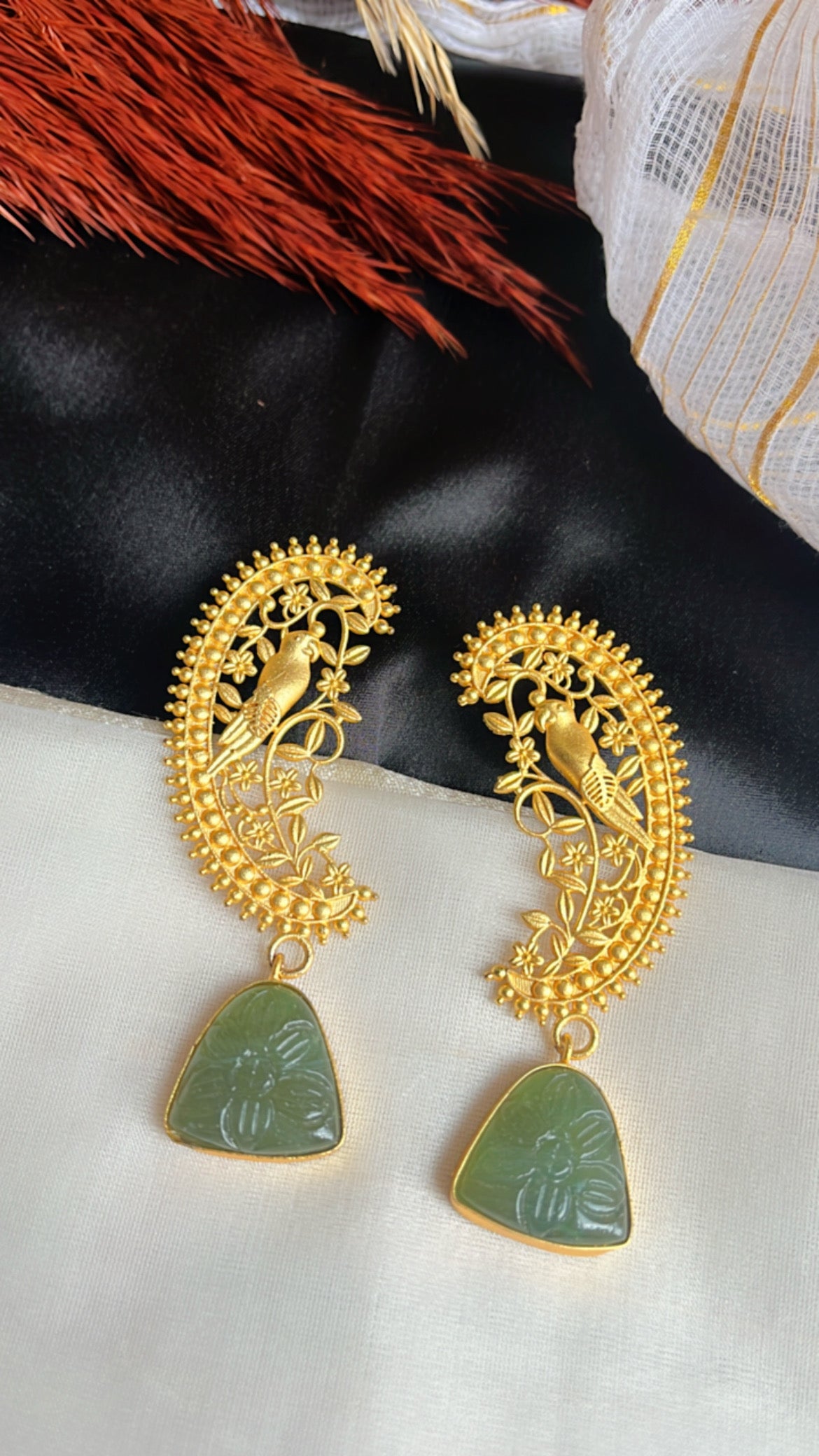 Meeti  Ethnic Earring