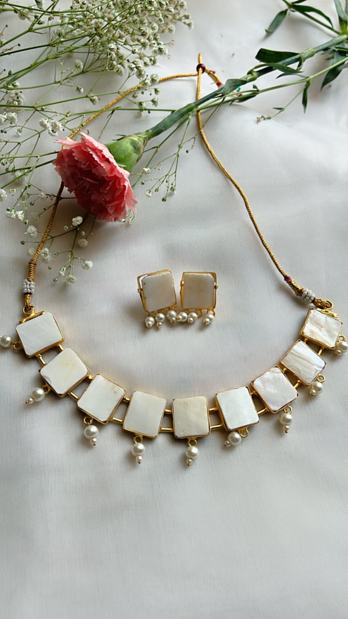 Raina Statement Neckpiece Set