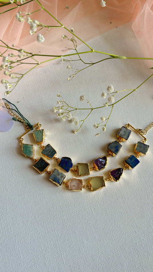 Stone Daise Necklace