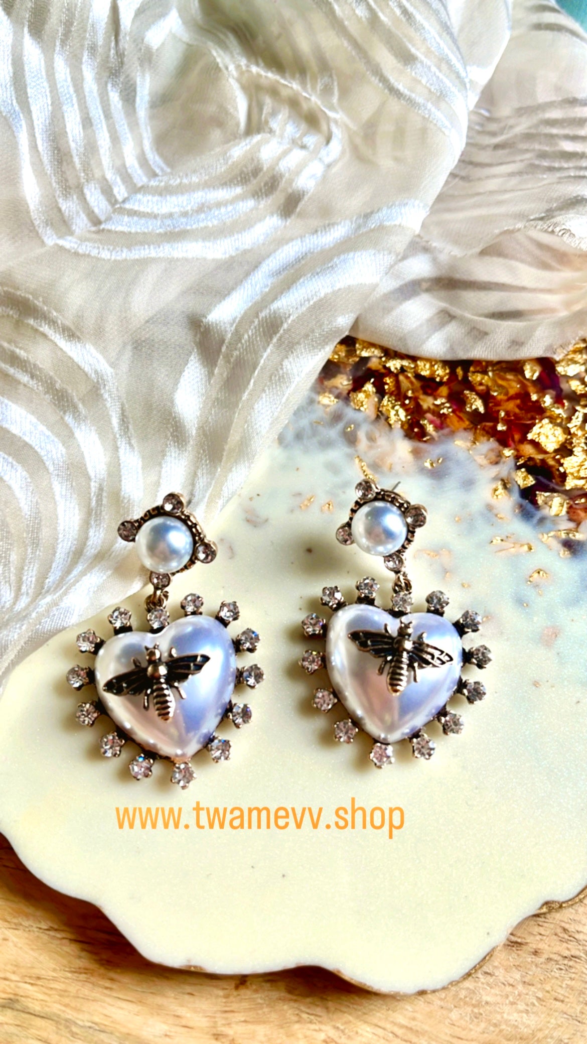 Pearl Heart Earring