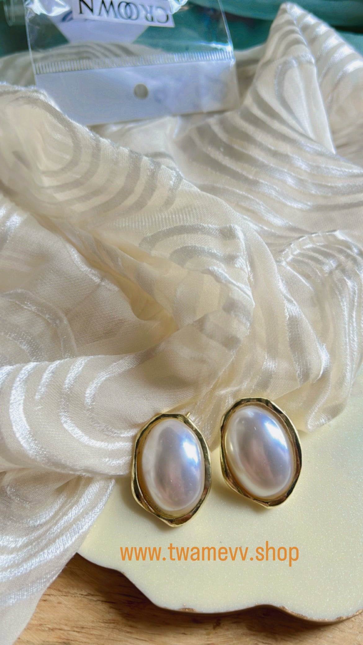 Pearl Zara Earring