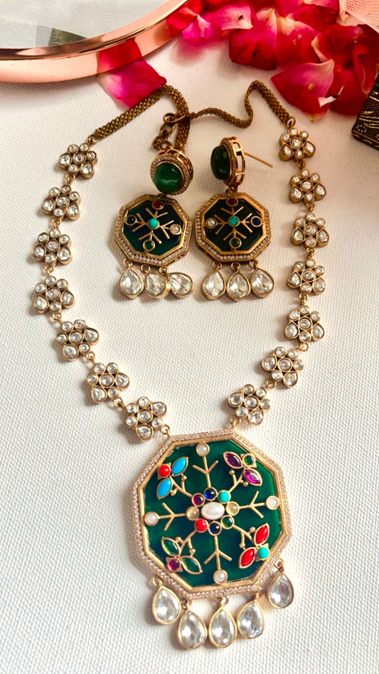 Green Ajanara Neckpiece Set