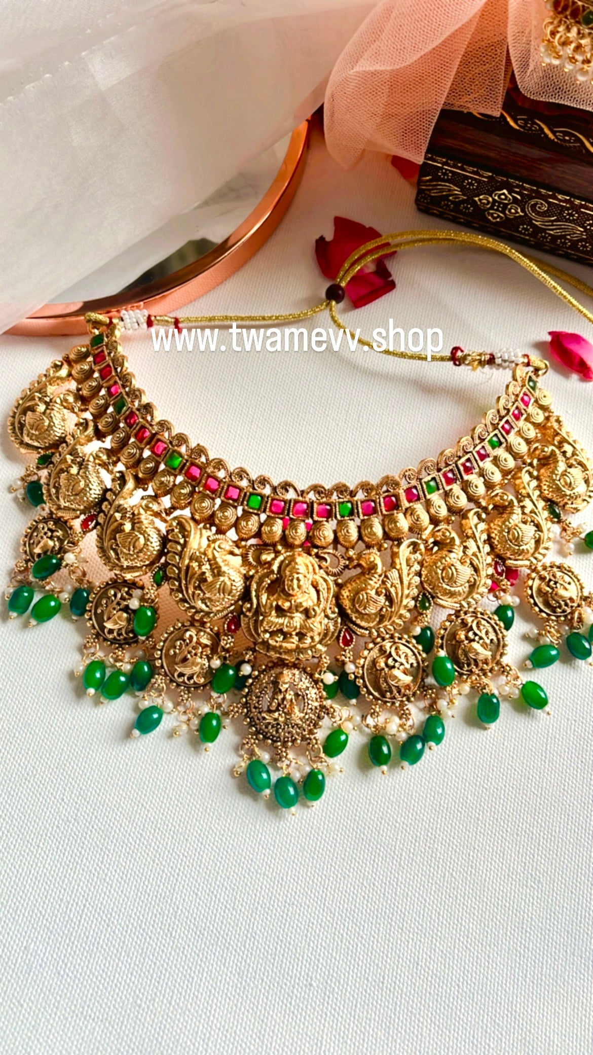 Green Aradhya Necklace Set