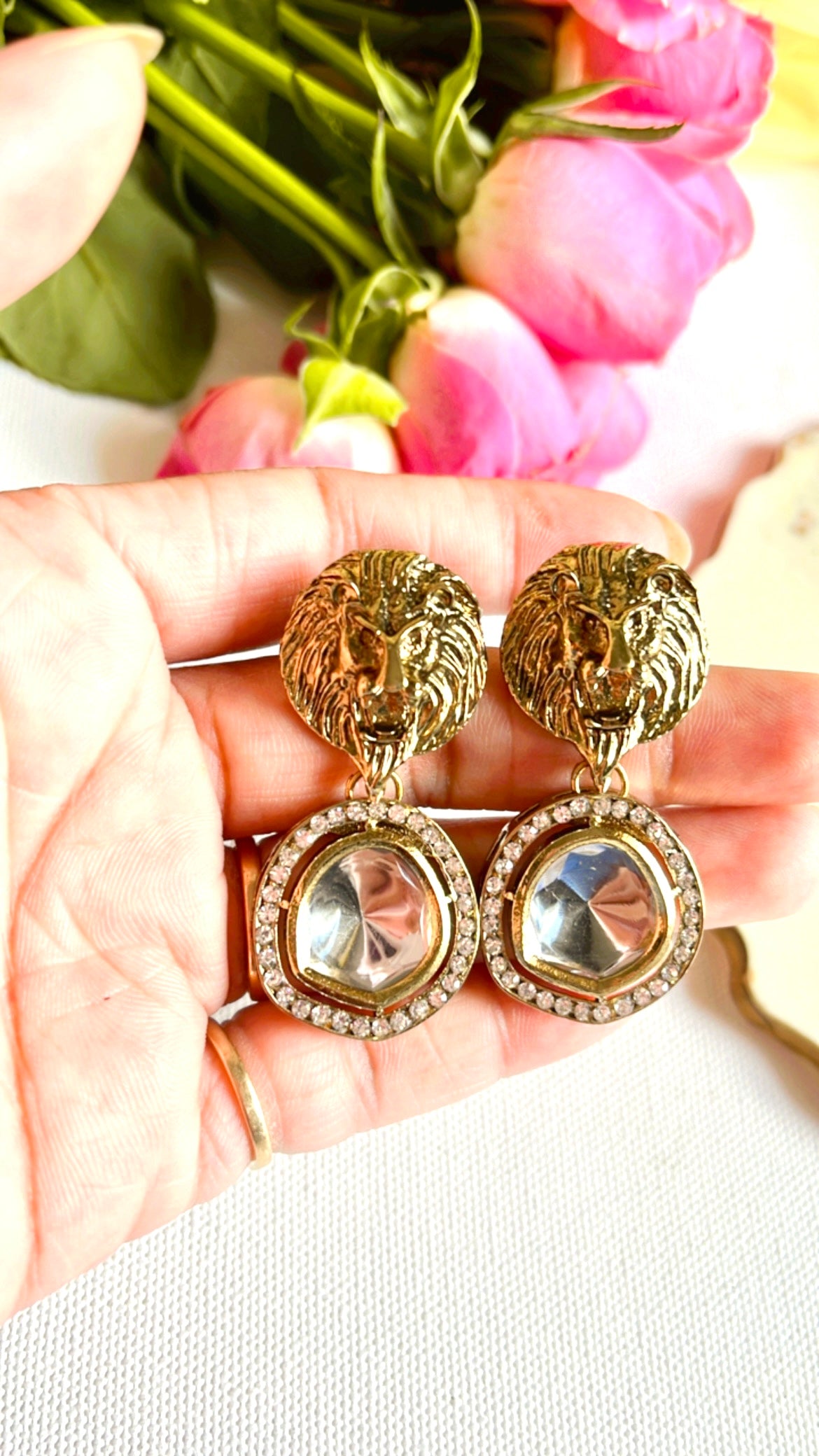 Sabhya Statement Earring